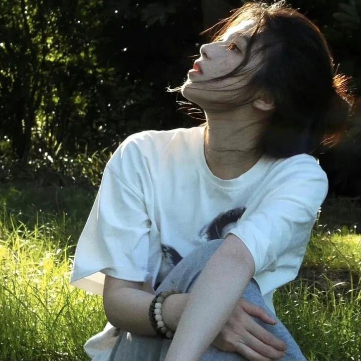 茱莉娅的眼睛